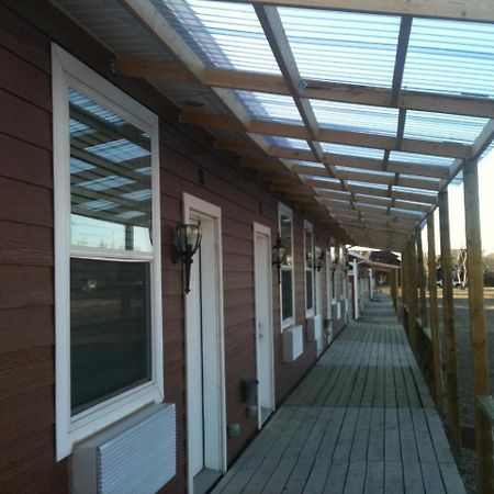 Bear's Den Lodge Shaunavon Eksteriør billede