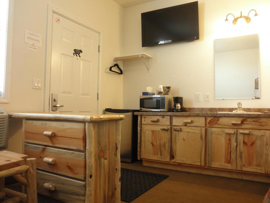 Bear's Den Lodge Shaunavon Værelse billede