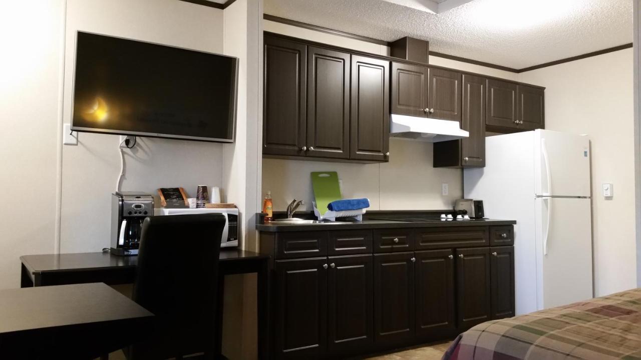 Bear's Den Lodge Shaunavon Eksteriør billede