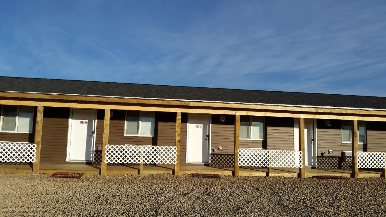 Bear's Den Lodge Shaunavon Eksteriør billede