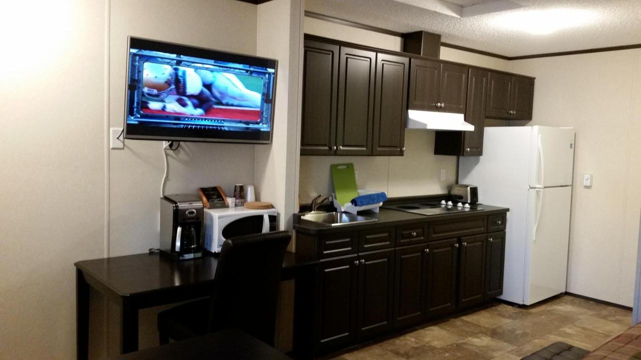 Bear's Den Lodge Shaunavon Eksteriør billede