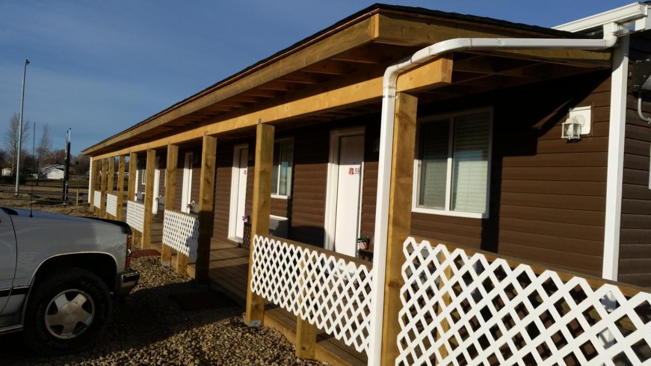 Bear's Den Lodge Shaunavon Eksteriør billede