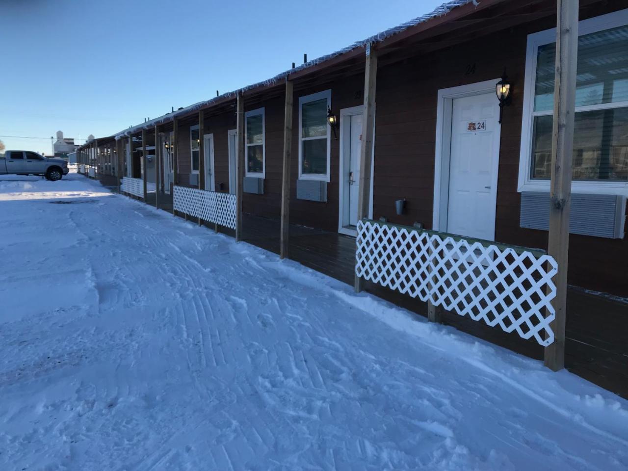 Bear's Den Lodge Shaunavon Eksteriør billede